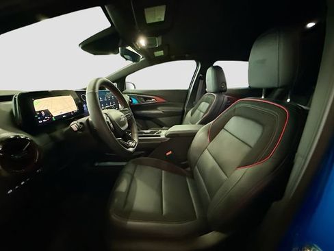 New 2025 Chevrolet Equinox EV RS w/ Convenience Package II image 22