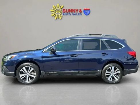 Used 2018 Subaru Outback 3.6R Limited AWD/4WD image 5