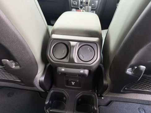 New 2026 Jeep Gladiator Mojave image 23