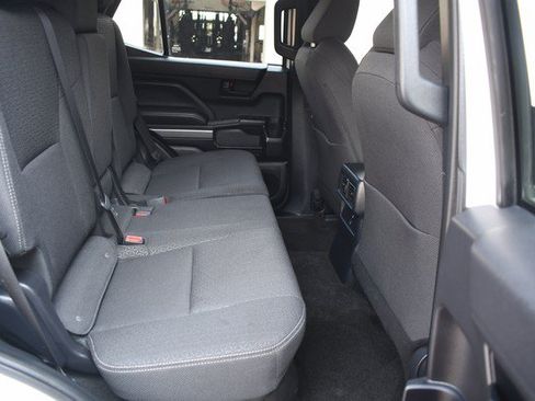Certified 2025 Toyota 4Runner SR5 AWD/4WD image 28