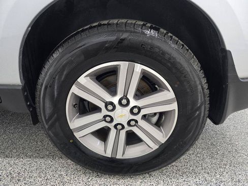 Used 2017 Chevrolet Traverse LT FWD image 34