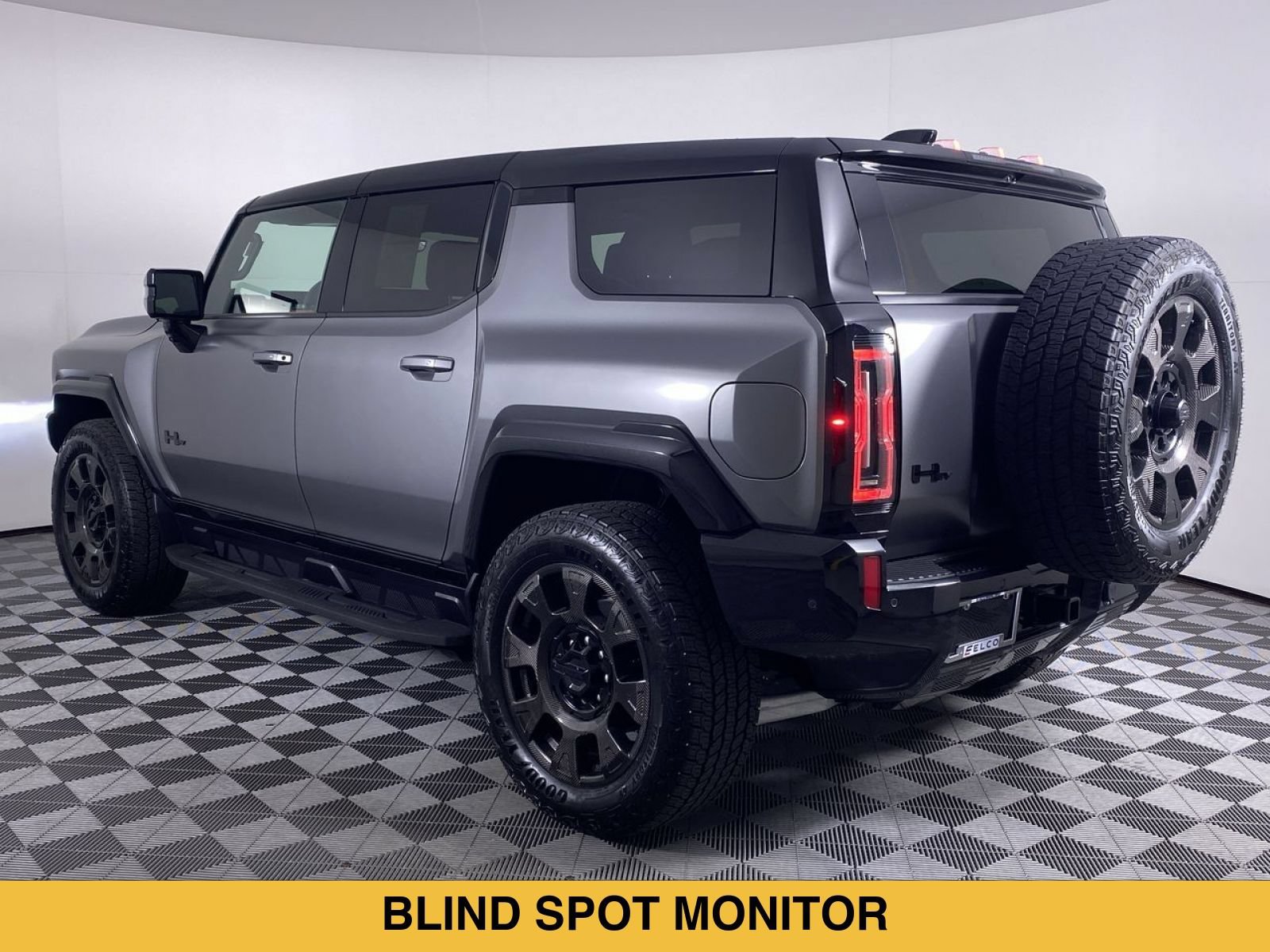 Certified 2026 GMC Hummer EV 3X w/ Carbon Fiber Edition Package AWD/4WD image 17