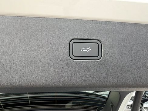 New 2026 Volvo EX30 Ultra w/ Climate Package image 22