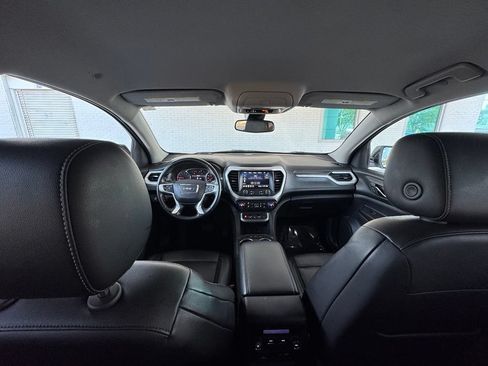 Used 2023 GMC Acadia SLT AWD/4WD image 29