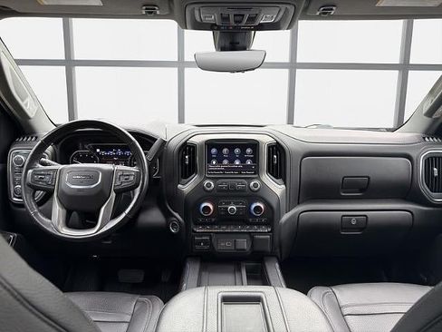 Used 2020 GMC Sierra 1500 Denali w/ Denali Ultimate Package AWD/4WD image 19