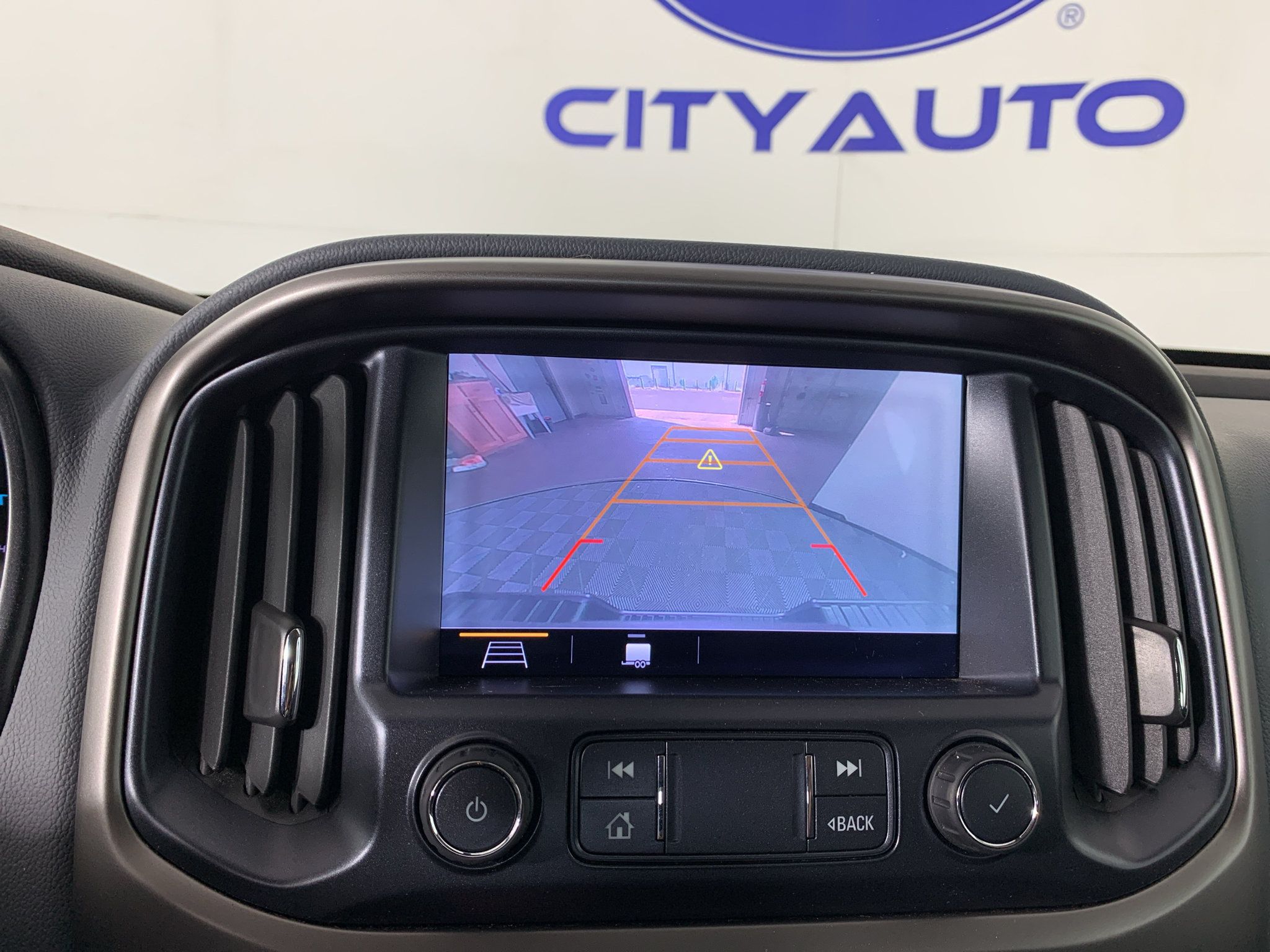 Used 2019 Chevrolet Colorado Z71 RWD image 25