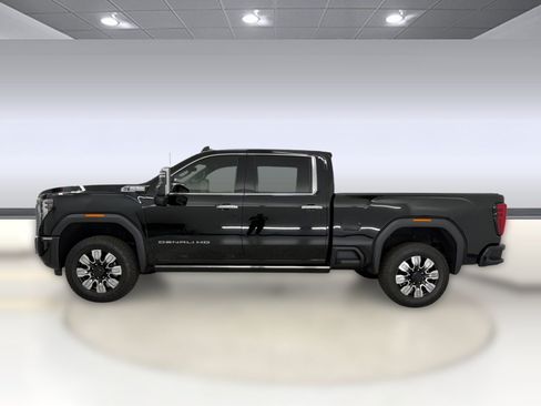 Used 2026 GMC Sierra 2500 Denali w/ Denali Reserve Package AWD/4WD image 2