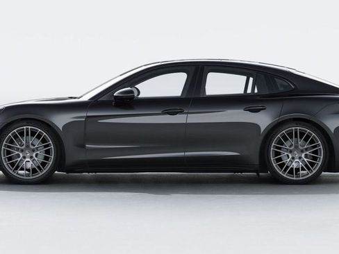New 2026 Porsche Panamera image 3