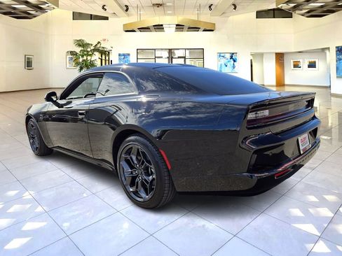 Used 2025 Dodge Charger R/T w/ Quick Order Package 25M R/T image 5