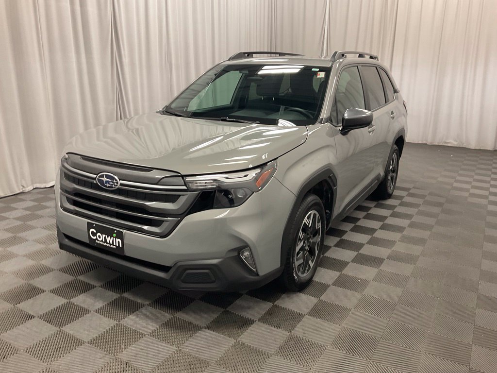 Used 2026 Subaru Forester Premium AWD/4WD image 5