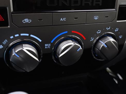 Used 2017 Toyota Tundra SR5 image 31