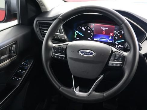 Used 2022 Ford Escape SE w/ Convenience Package AWD/4WD image 10