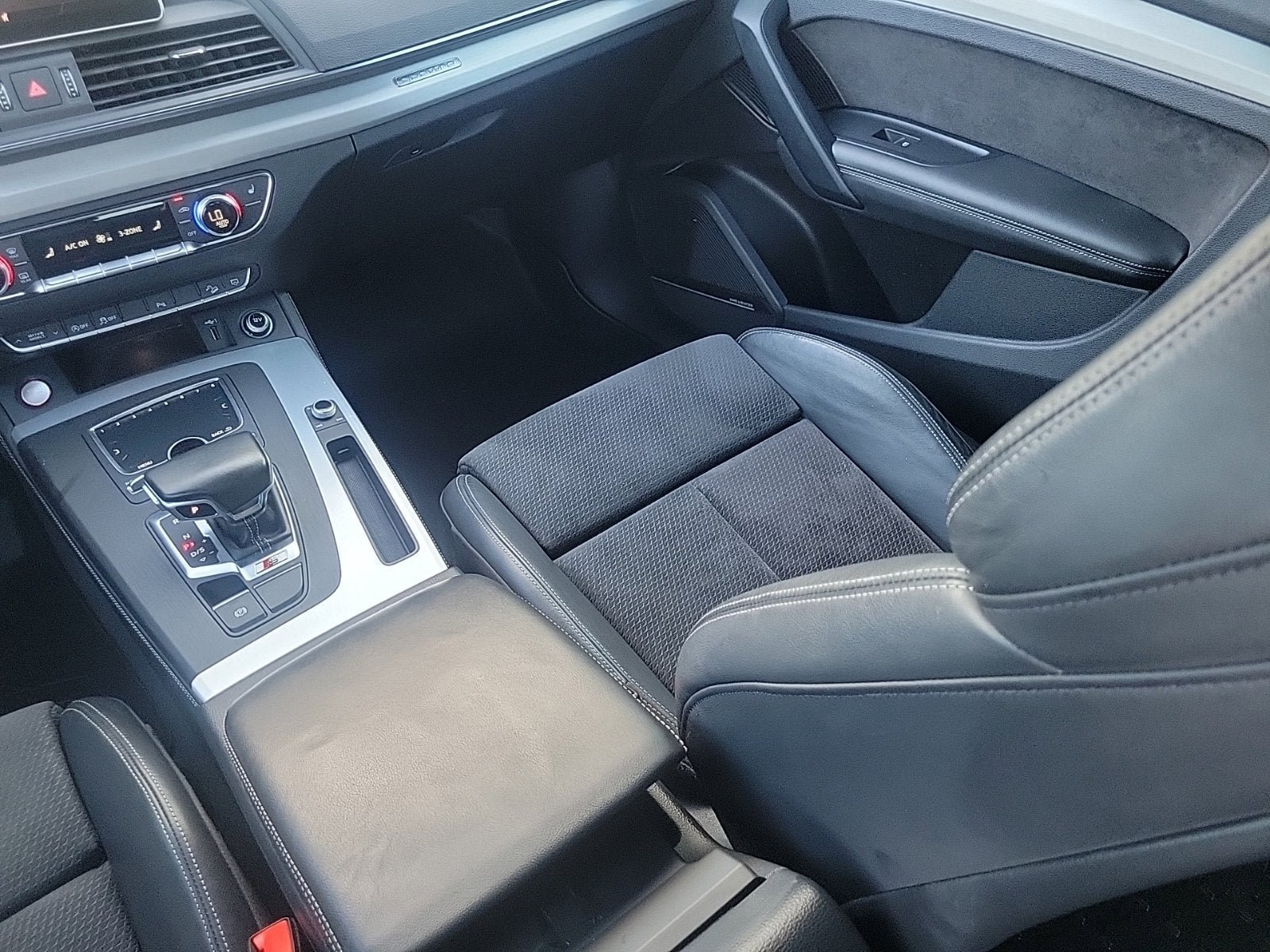 Used 2020 Audi SQ5 Premium Plus AWD/4WD image 17