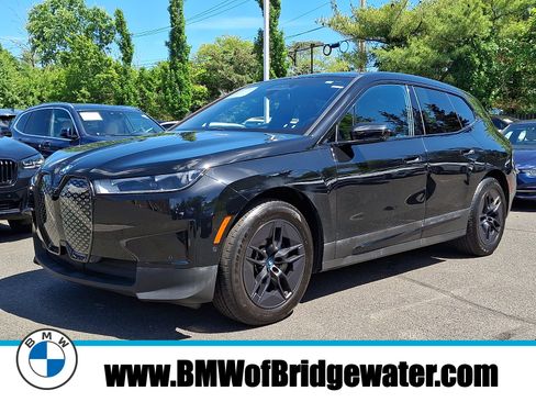 Certified 2024 BMW iX xDrive50 AWD/4WD image 1