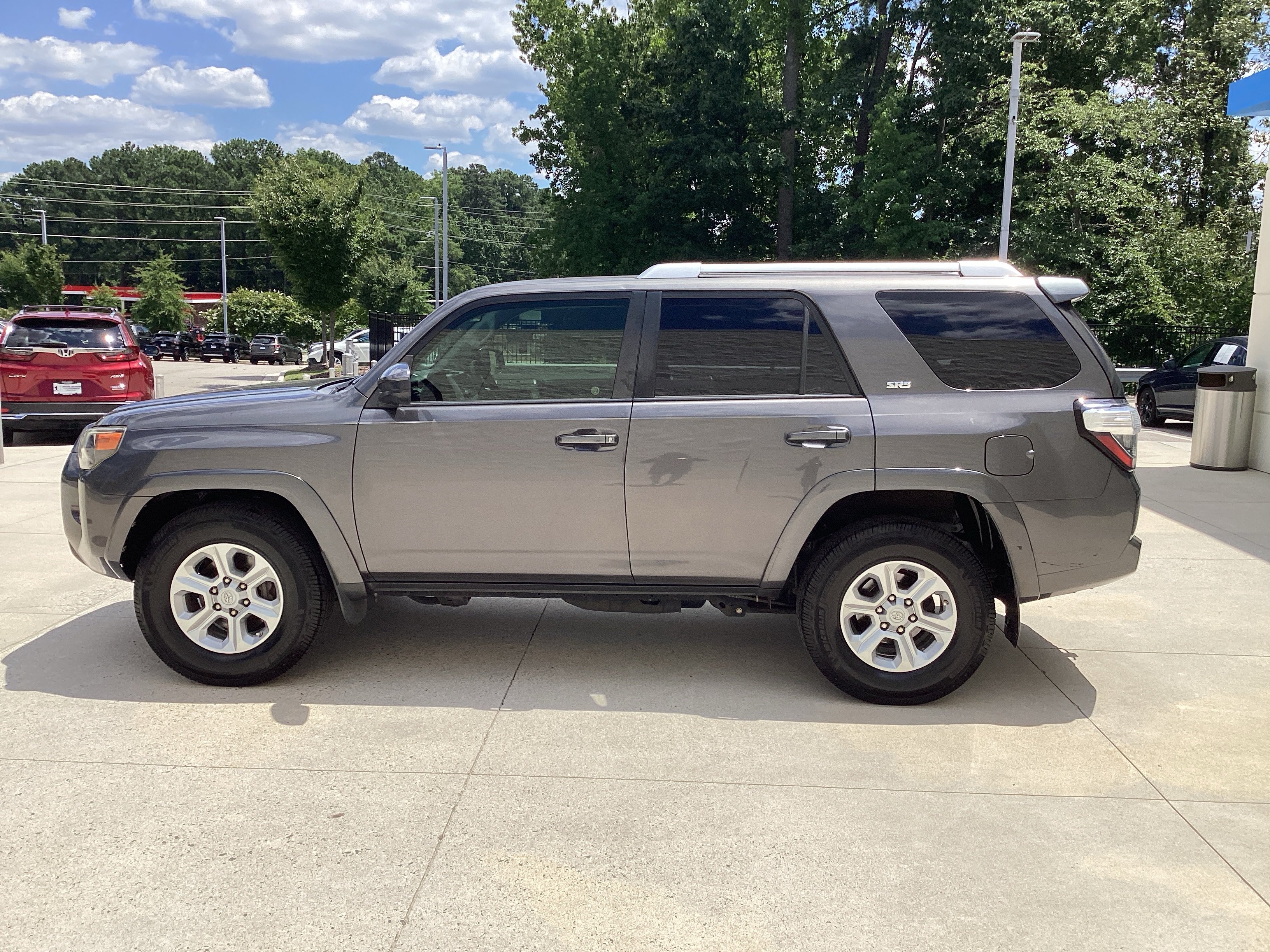 Used 2016 Toyota 4Runner SR5 RWD image 7
