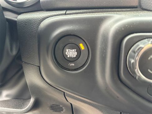 Certified 2022 Jeep Gladiator Mojave w/ LED Lighting Group image 15