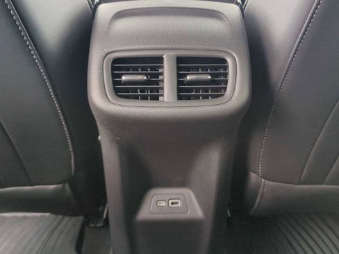 Used 2021 Buick Envision Essence image 20