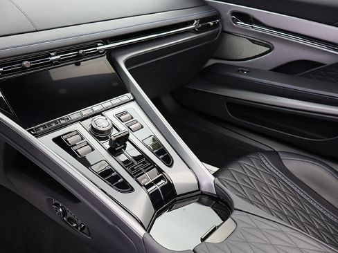 Used 2024 Aston Martin DB12 Convertible RWD image 51