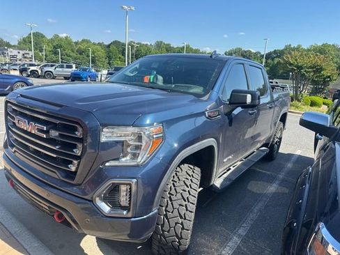 Used 2020 GMC Sierra 1500 AT4 w/ AT4 Premium Package AWD/4WD image 3