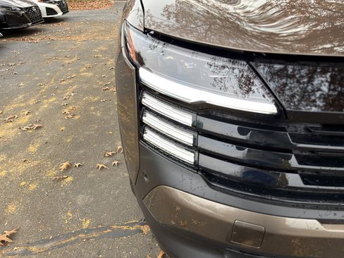 New 2026 Nissan Kicks SR w/ Cold Weather Package image 10