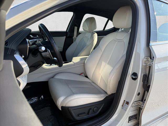 Used 2025 Genesis G70 2.5T RWD image 7