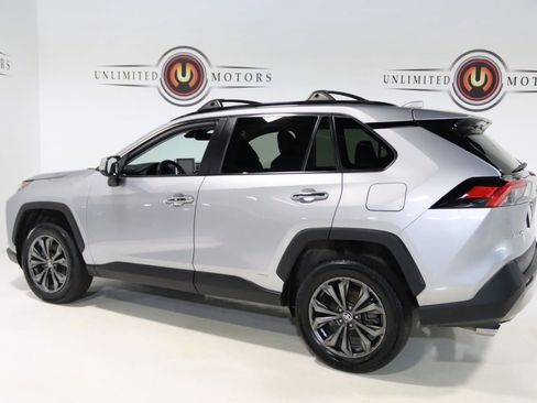 Used 2022 Toyota RAV4 Limited image 3