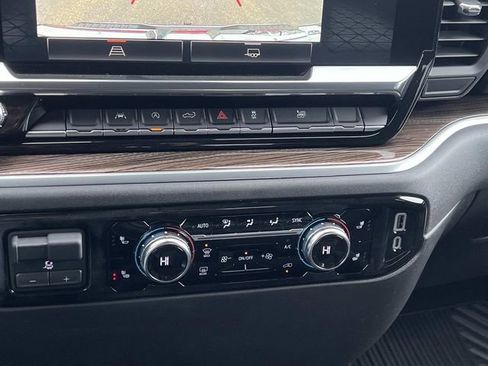 New 2026 GMC Sierra 1500 Elevation image 22