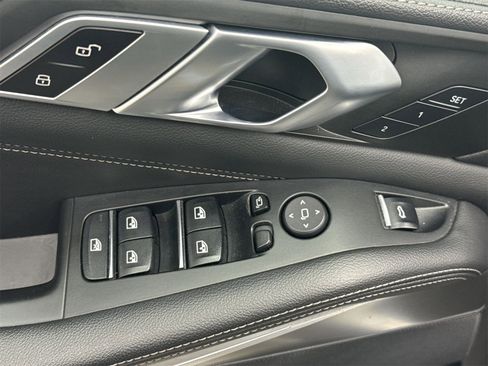 Used 2020 BMW X5 sDrive40i w/ Convenience Package image 17