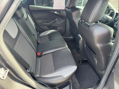 Used 2018 Ford Focus ST image 36