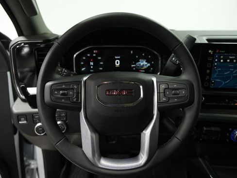 New 2026 GMC Sierra 2500 SLT w/ SLT Premium Package image 31