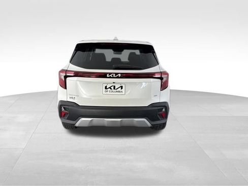 Certified 2026 Kia Seltos LX AWD/4WD image 8