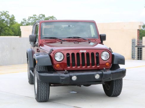 Used 2010 Jeep Wrangler Rubicon w/ PWR Convenience Group AWD/4WD image 14