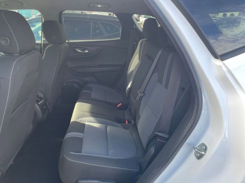 Used 2025 Chevrolet Blazer LT image 25