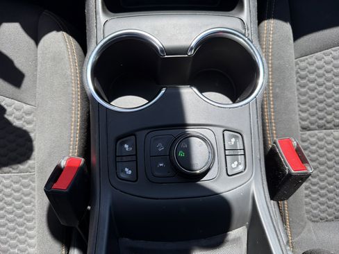 Used 2020 GMC Terrain SLE w/ Driver Convenience Package AWD/4WD image 31