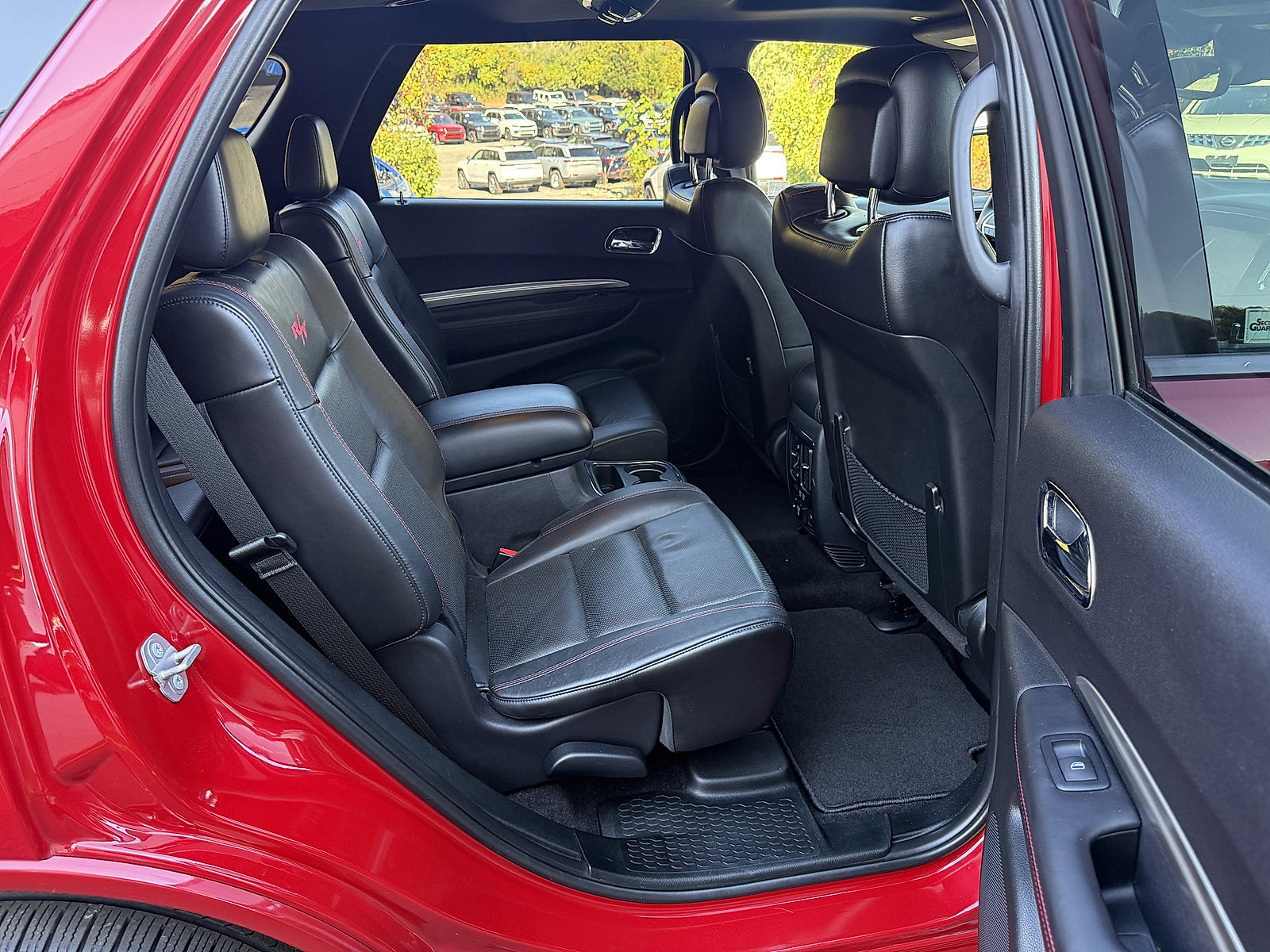 Used 2017 Dodge Durango R/T w/ Technology Group AWD/4WD image 23