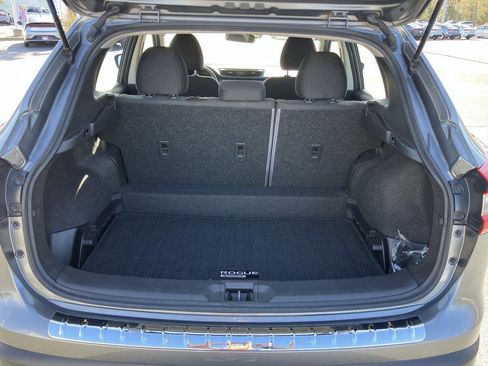 Used 2022 Nissan Rogue Sport S image 26