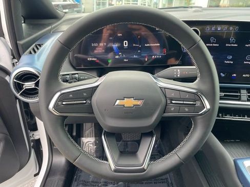 New 2026 Chevrolet Equinox EV LT AWD/4WD image 20