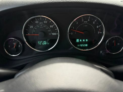 Used 2013 Jeep Wrangler Unlimited Sahara w/ Connectivity Group AWD/4WD image 11