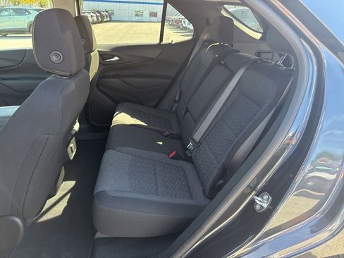 Used 2022 Chevrolet Equinox LT image 16