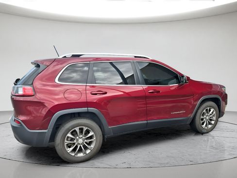 Used 2020 Jeep Cherokee Latitude Plus AWD/4WD image 2