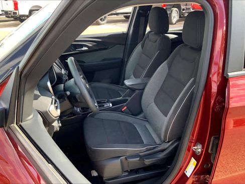 Used 2022 Chevrolet TrailBlazer LS image 7
