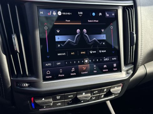 Used 2022 Maserati Levante GT image 21