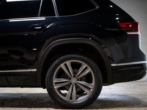 Used 2019 Volkswagen Atlas SE w/ Towing Package AWD/4WD image 11