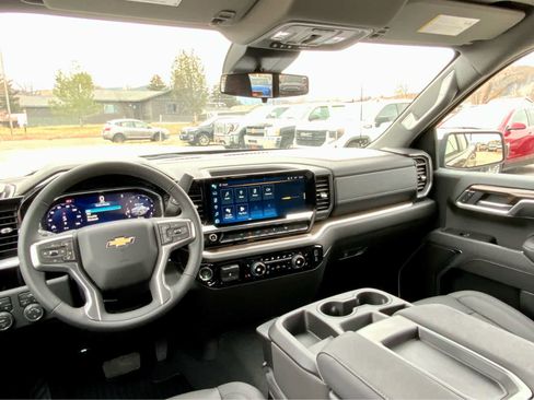 New 2026 Chevrolet Silverado 1500 LT w/ Leather Package image 38
