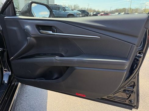 Certified 2025 Toyota Camry SE w/ Convenience Package AWD/4WD image 30