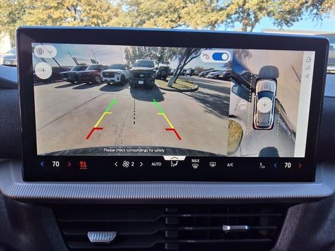 New 2026 Ford Explorer Platinum image 10