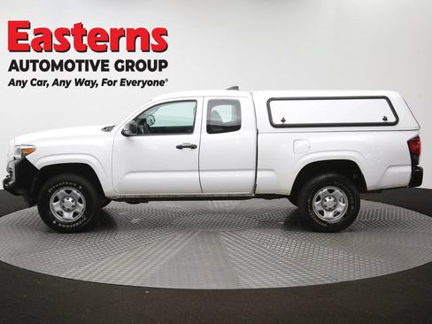 Used 2018 Toyota Tacoma SR RWD image 58