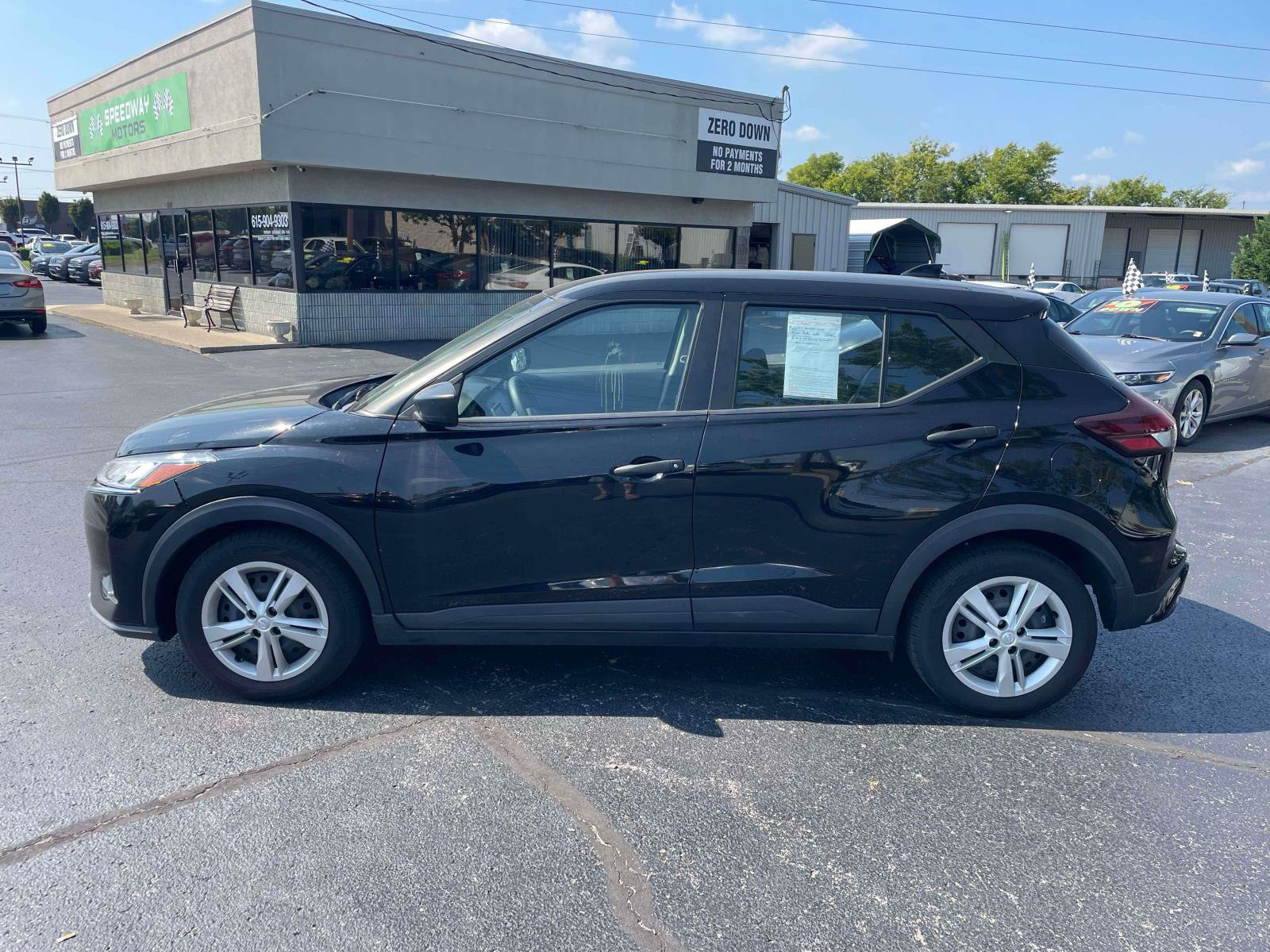 Used 2024 Nissan Kicks S FWD image 4
