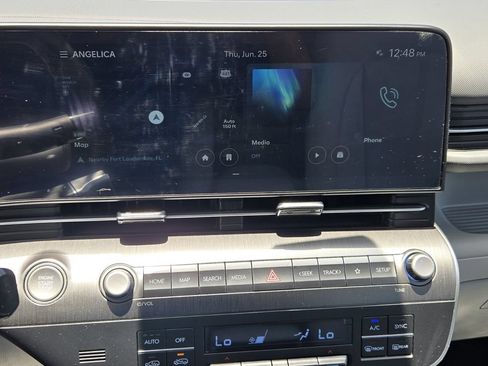 Certified 2025 Hyundai Kona SEL FWD image 18