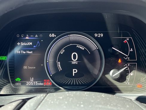Used 2024 Lexus UX 250h FWD image 8